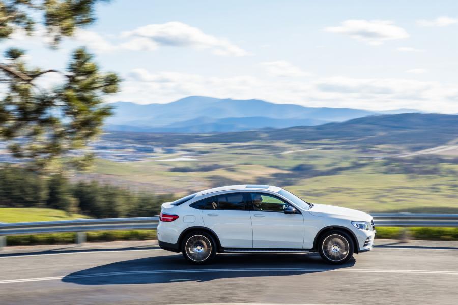  Mercedes-Benz GLC250 4Matic AMG Line Coupe 2016 года  (AU) (фото 11 из 29)